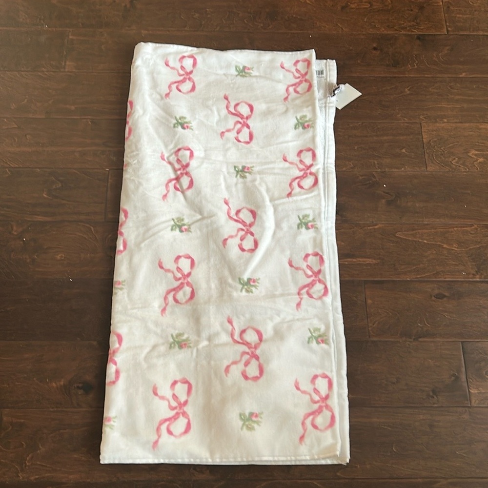 Laura Ashley Coquette Pink Bow Rosebud Bath & Beach Towel Cotton Velour NEW